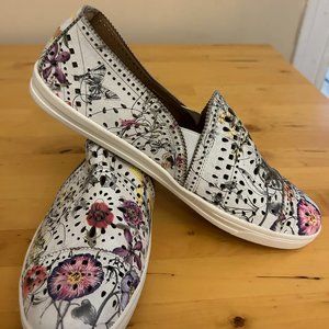 Earth Tangelo Slip On Sneaker - Floral